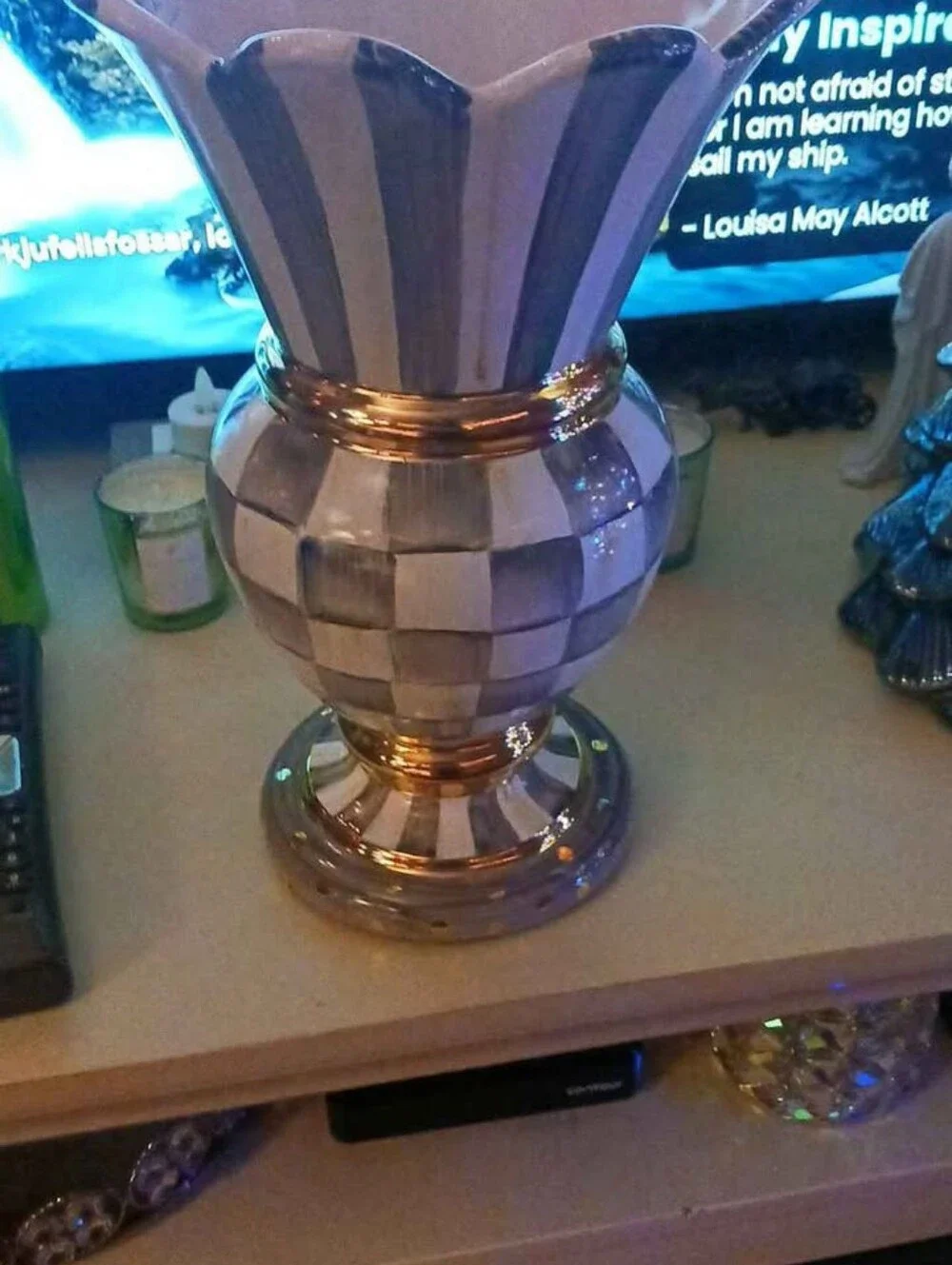 Mackenize Hand-Painted White & Sterling Checkered Ceramic Vase - Elegant  Accent